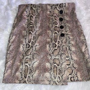 Snake skirt